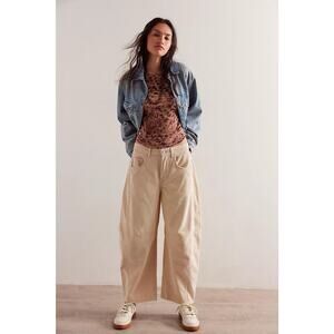 We The Free Good Luck Mid Rise Barrel Corduroy Pants Sz 25 Natural Baggy Boho